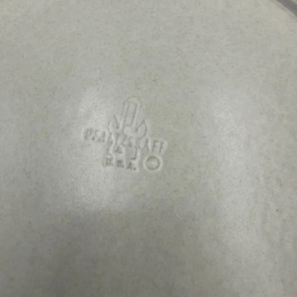 Vintage Pfaltzgraff Yorktowne Stoneware  10” plates Set of 2